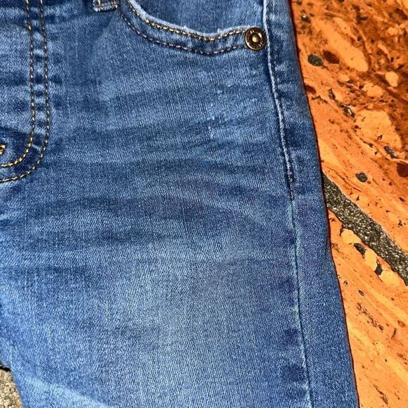 7 for All Mankind Jeans - Picture 5 of 7